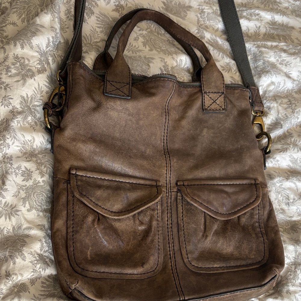Fossil Brown Leather crossbody style Messenger Bag